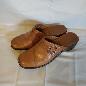 Clarks slip on shoes